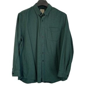 L.L. Bean men’s Size XL Regular green & blue mini houndstooth flannel‎ shirt.